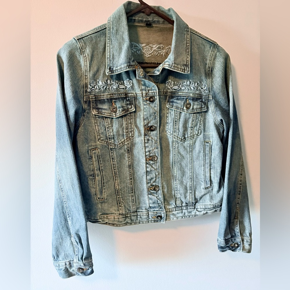 Outback Trading Company Women's Embroidered Denim Jean Jacket. Sz S Western